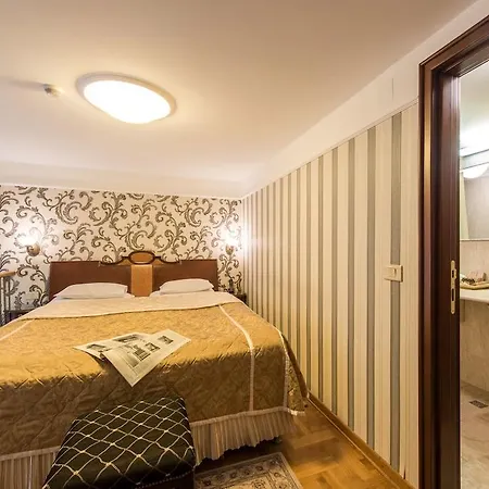 Moskva Hotel